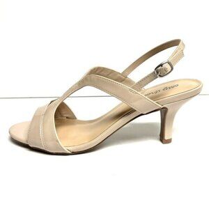 Easy Street Women's Bree Slingback Sandal Patent, Size 9.5 M